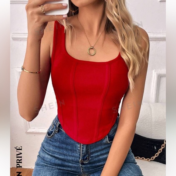 NWOT Bundle of three crop tops - Picture 2 of 16